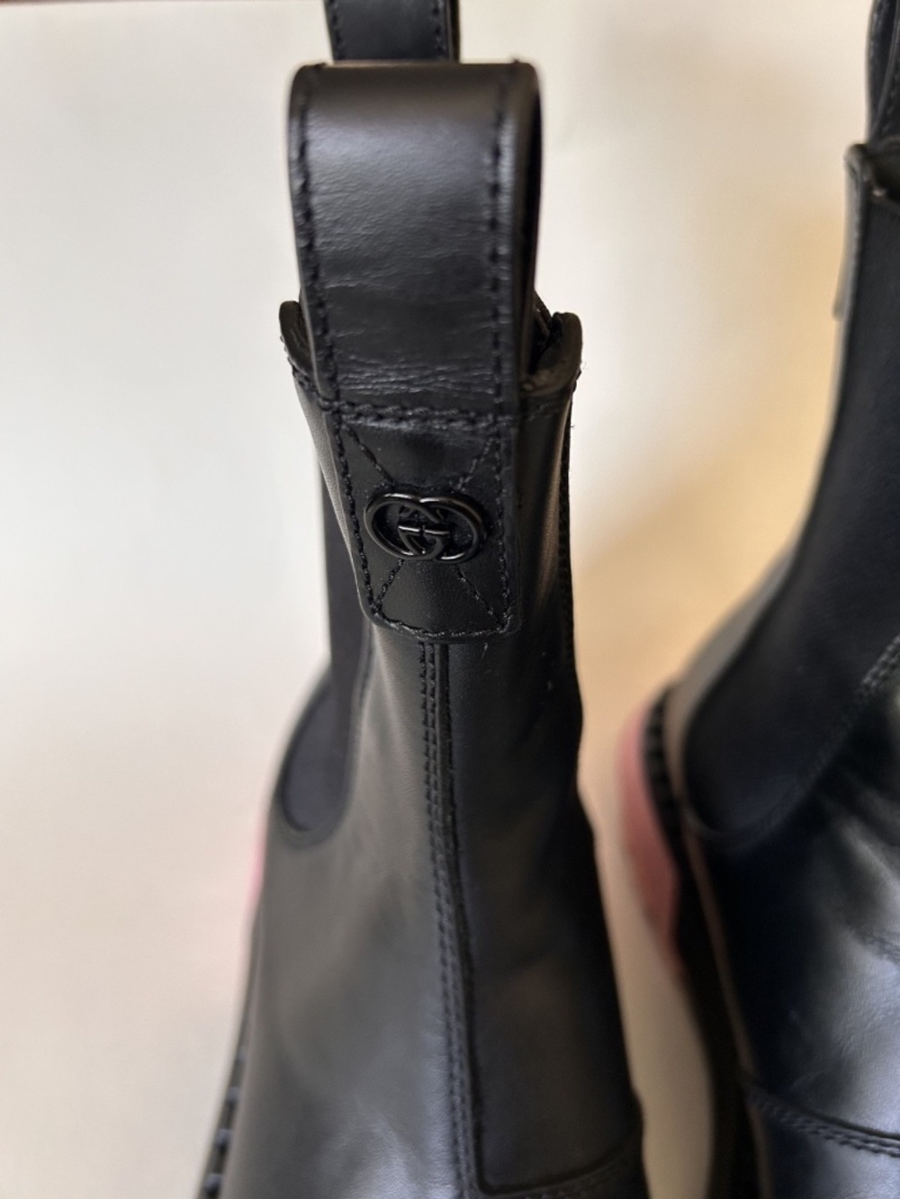 GUCCI Women's Black Leather Chelsea Ankle Boot Size 8.5 (US) 762020 AAMC3 - Picture 7 of 10
